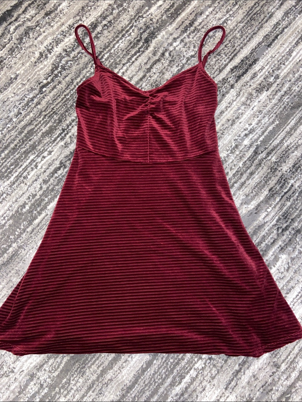 Mudd burgundy, wine, juniors size large sheath dress velour